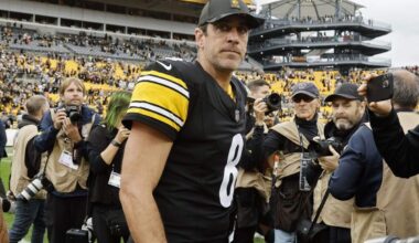 Aaron Rodgers calls Steelers’ field ‘borderline unplayable’ after win vs. Browns