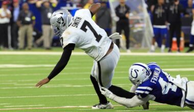 Turnover machine Geno Smith becoming historic disaster for Raiders, plus NFL Week 5 game balls, gaffes