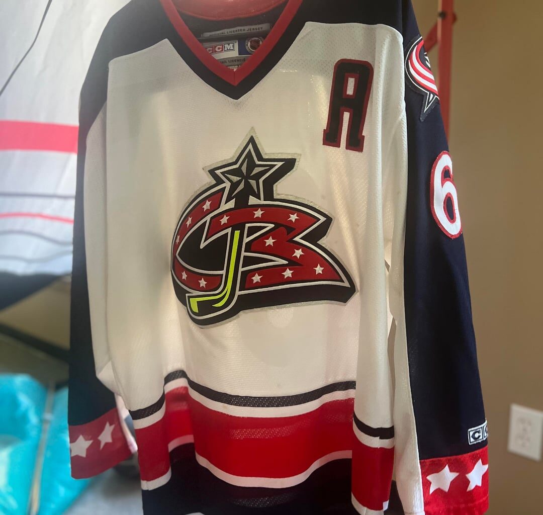 Selling CCM Rick Nash Jersey size large ($150) for now