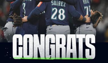 Seahawks Congratulate Mariners on advancing to first ALCS in 24 years