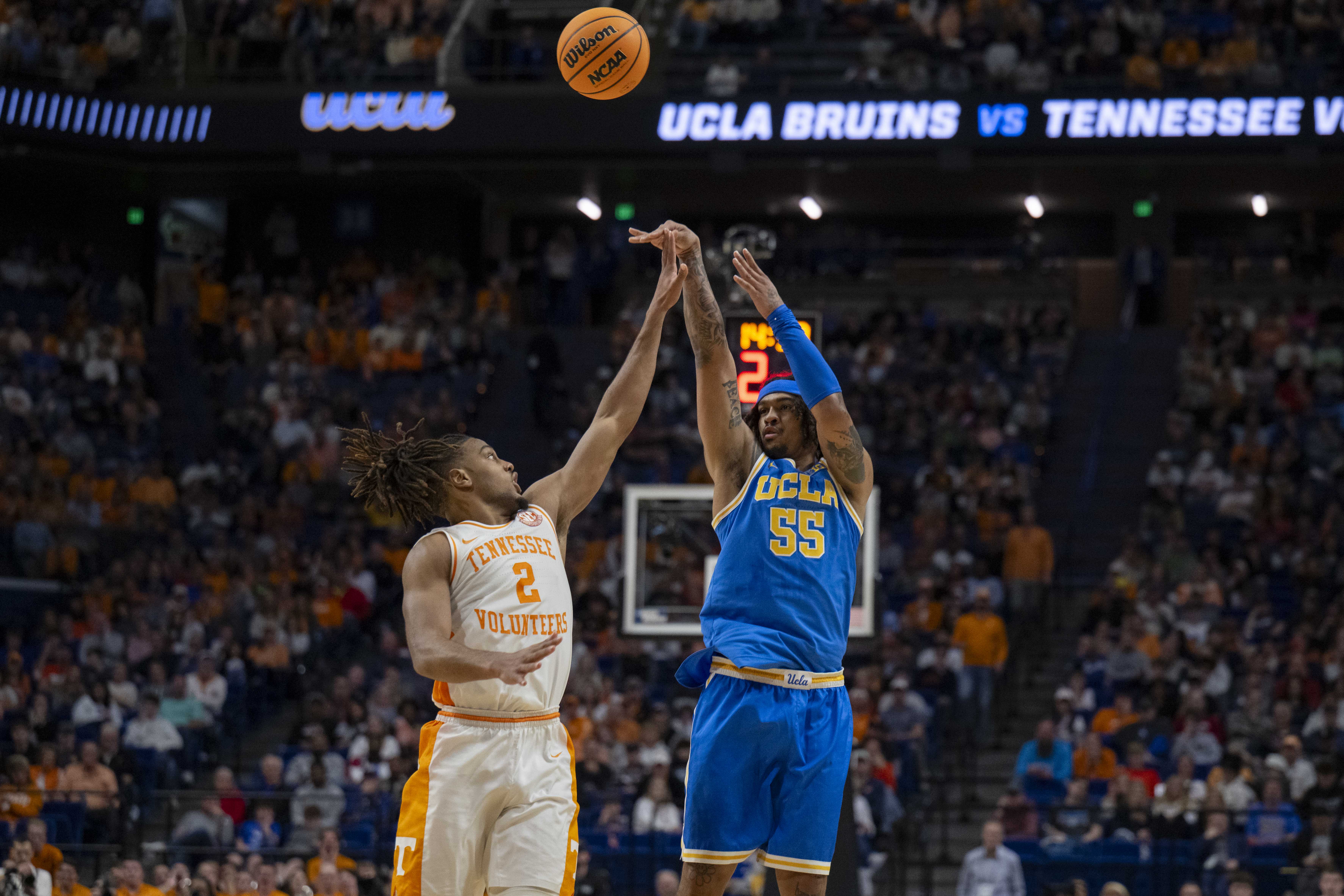 (Zimo Li/Daily Bruin senior staff)