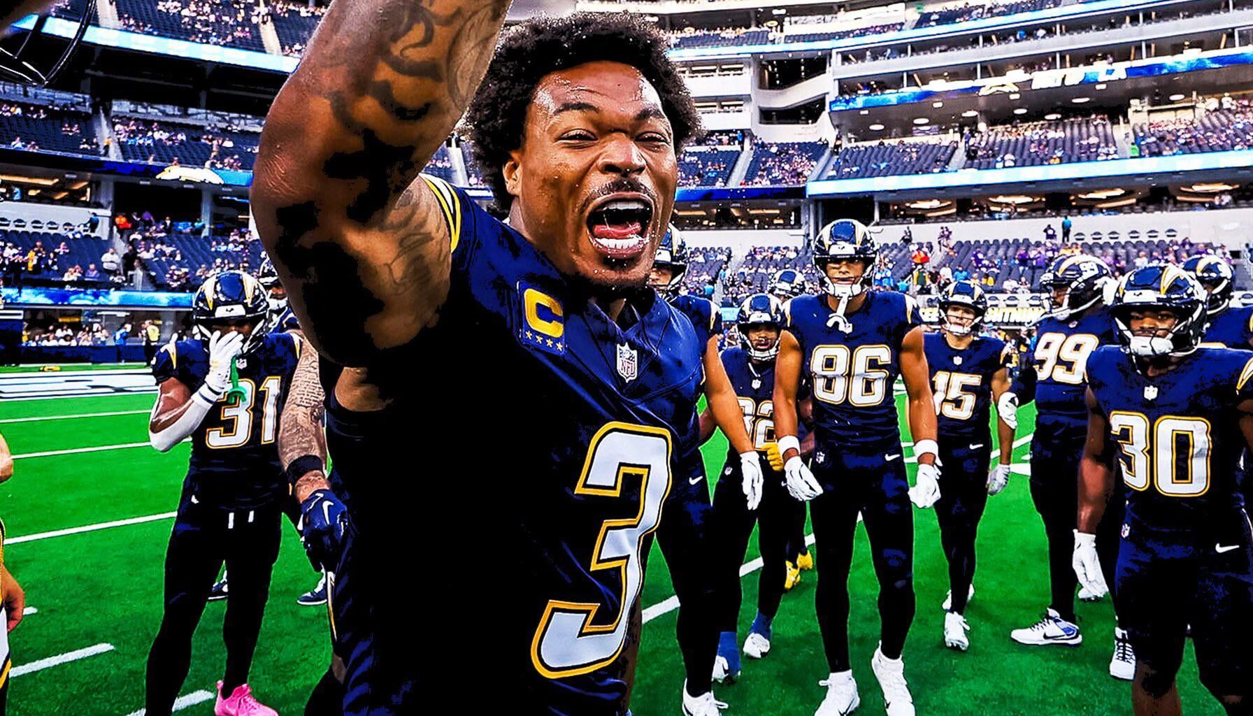 I can’t stop thinking about these uniforms ⚡️🥹