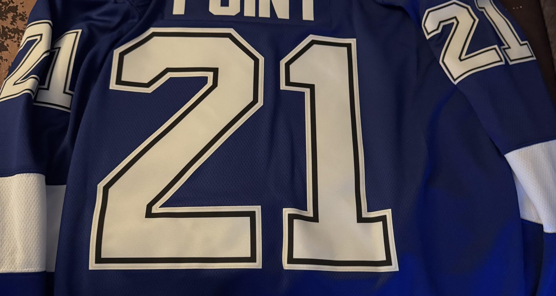 My early birthday present arrived just in time for the Preds game on the 28th ❤️