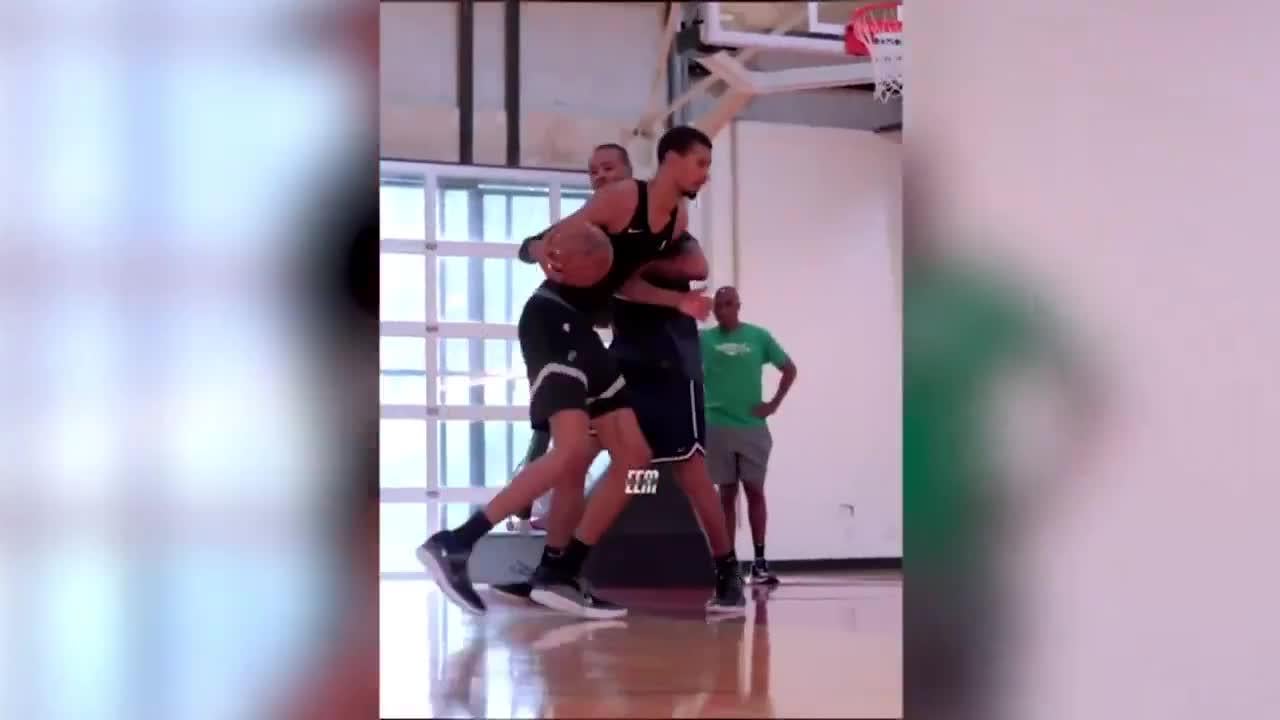 Wemby working out with Hakeem Olajuwon