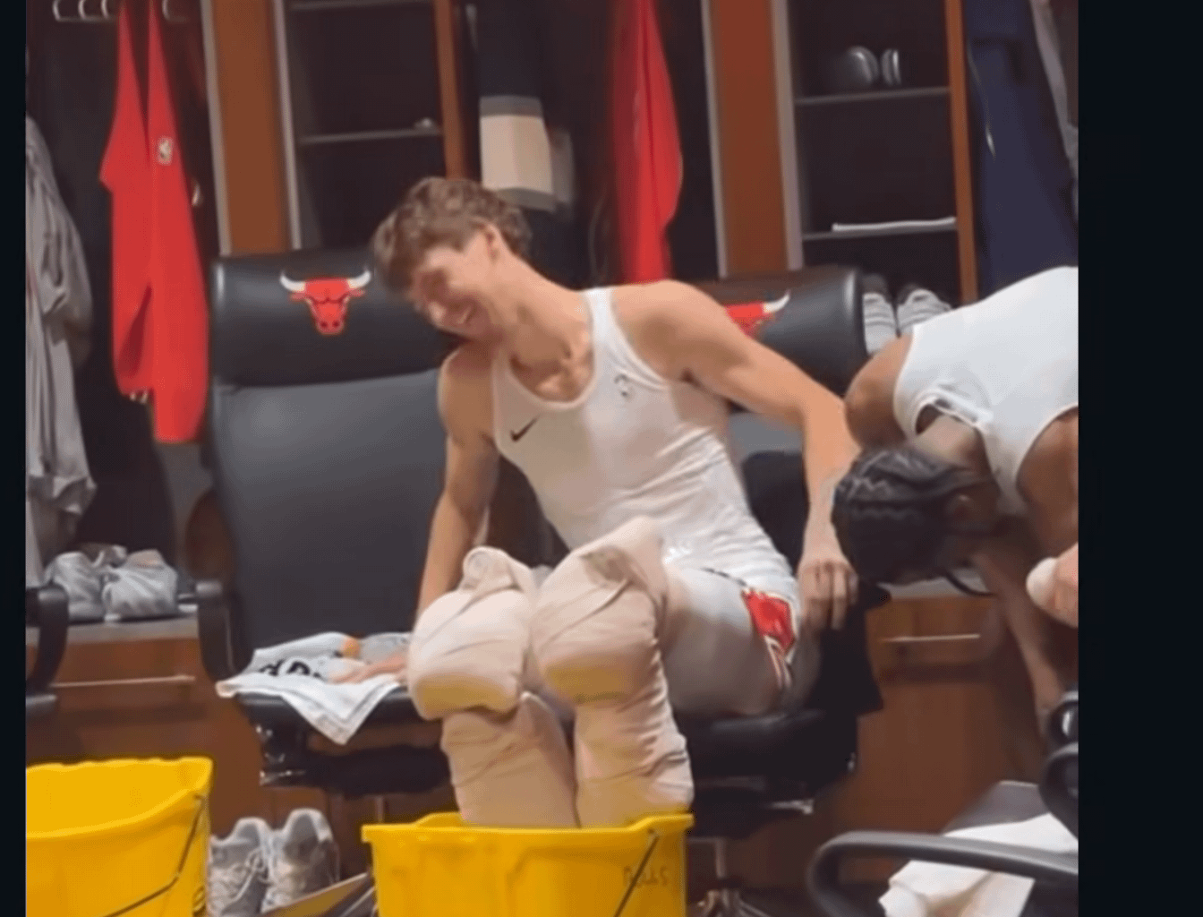 Josh's IG Story on Buzelis 😂