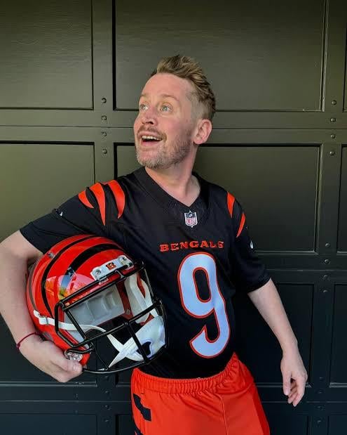 I hear this guy is good to go at QB1, only contract demands are extra cheese Little Nero's Pizza, just leave 'em at the door ya filthy animal.