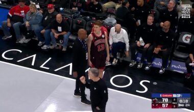 [Highlight] Kevin Huerter is ejected by Tony Brothers for lightly batting the ball and hitting a ref in the leg