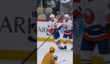 Matthew Schaefer Wins NHL Rookie of the Month for October