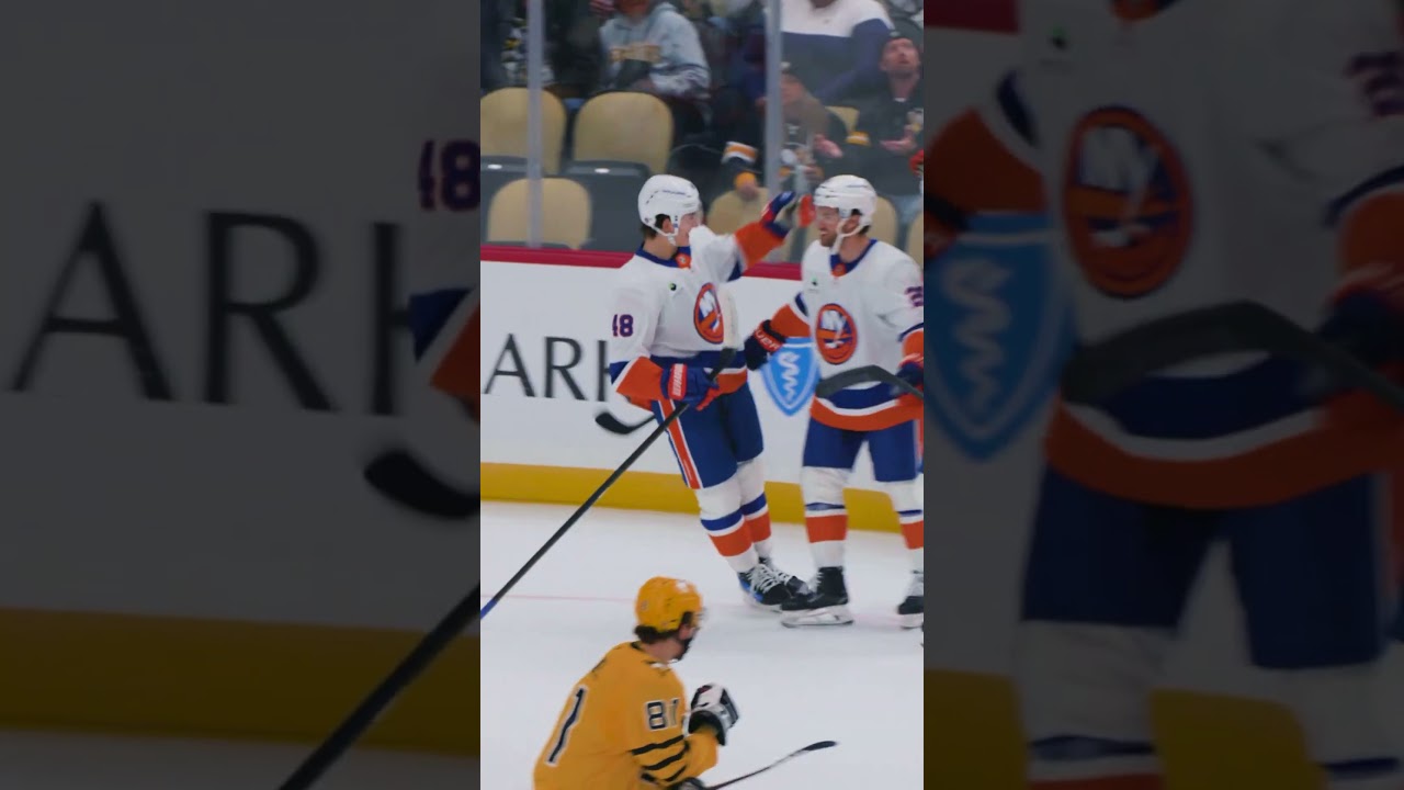 Matthew Schaefer Wins NHL Rookie of the Month for October