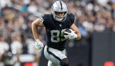 Best plays from Brock Bowers' 127-yard, 3-TD game vs. Jaguars | Week 9