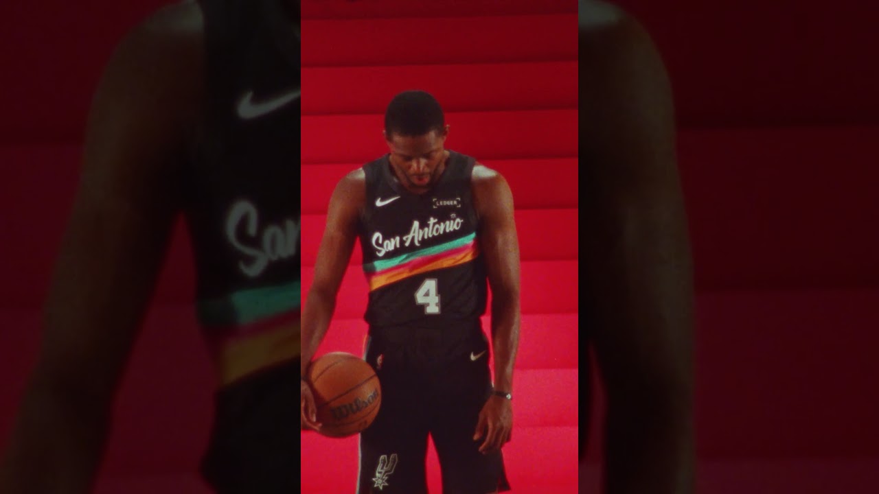 𝐁𝐚𝐜𝐤 𝐢𝐧 𝐛𝐥𝐚𝐜𝐤. #CityEdition #Spurs #NBA #fiesta