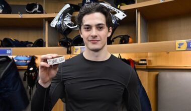 Dalibor Dvorsky scores first NHL goal