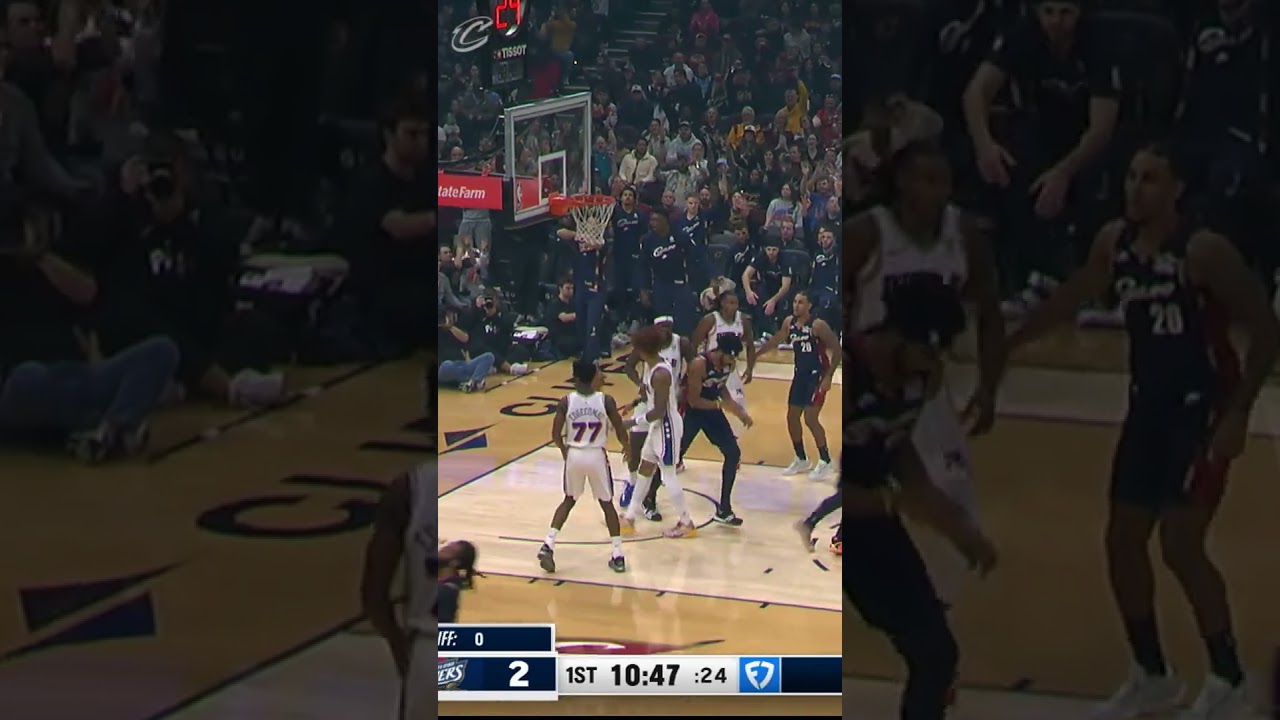 🔟 Kisses from outside the arc from DG! #cavs #nba #dariusgarland #basketball #clevelandcavaliers