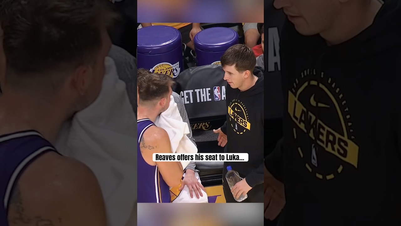 Luka & Reaves joking on the bench 🤣