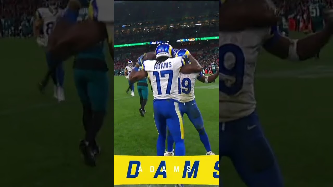 Davante Adams in the end zone 🤩 #rams #nfl #shorts