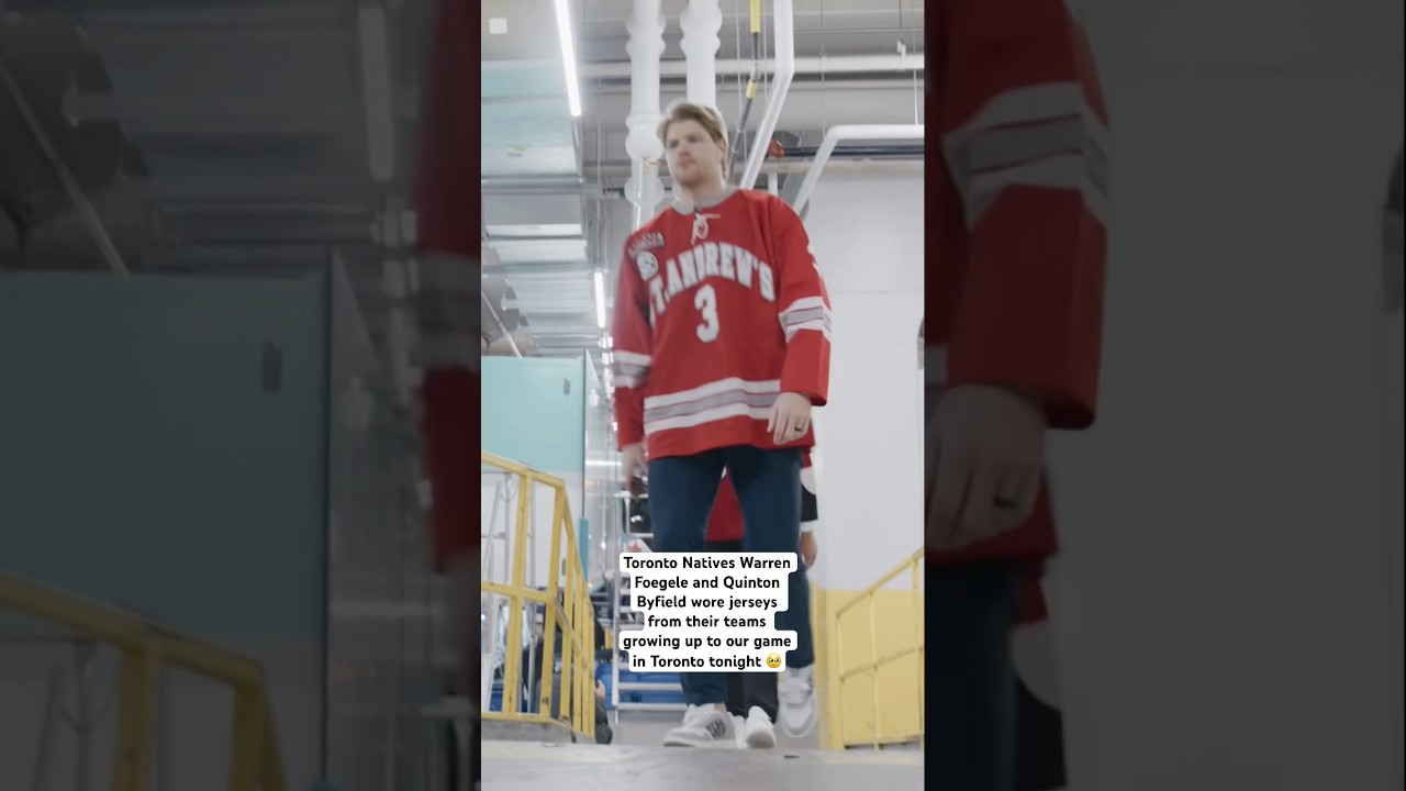 Just a couple of kids from Toronto 🥹 #lakings #hockey