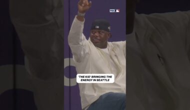 Ken Griffey Jr. bringing it in Seattle 😤 #mlb #mariners #kengriffey