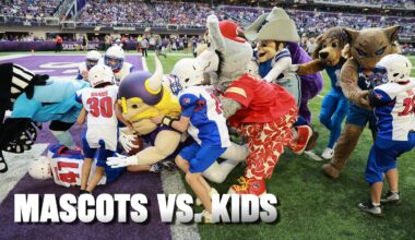 Mascots Do Tush Push During Mascot vs. Kids Halftime Game | Minnesota Vikings