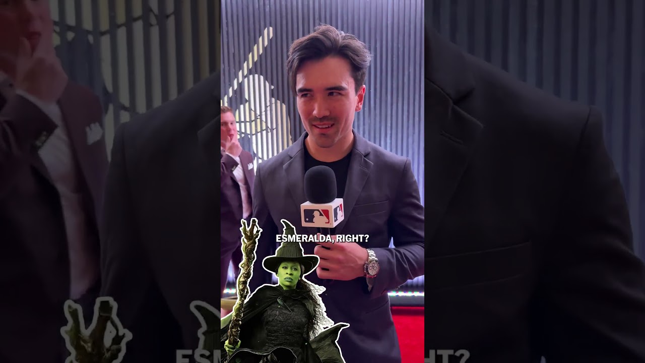 "It's meeee" We asked players to identify Elphaba ... they did Wicked good!