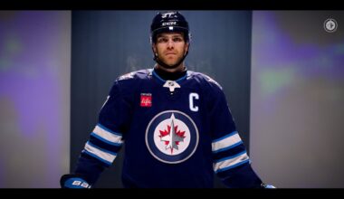 ADAM LOWRY signs five-year contract extension in WINNIPEG!