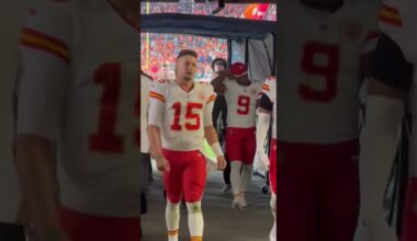 Patrick Mahomes, Andy Reid walk off field after Chiefs' 22-19 loss to Broncos #nfl #football #sports