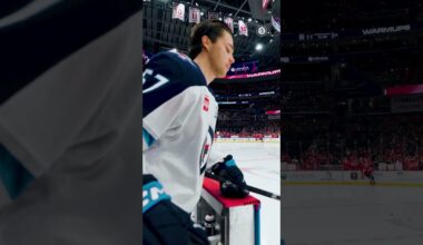 Rookie lap for Elias Salomonsson ahead of his NHL debut!