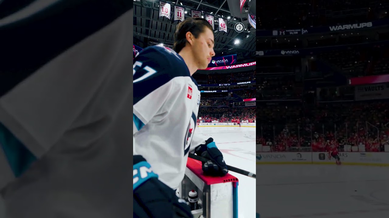 Rookie lap for Elias Salomonsson ahead of his NHL debut!