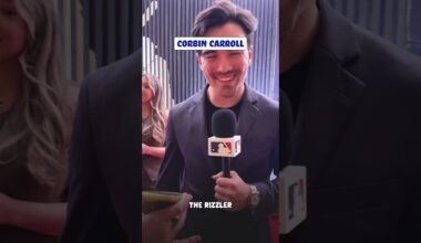 Which Thanksgiving table would YOU want to sit at? 👀