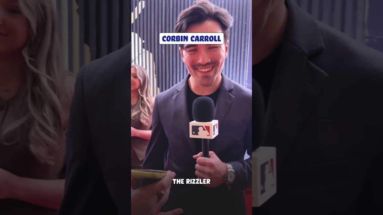 Which Thanksgiving table would YOU want to sit at? 👀