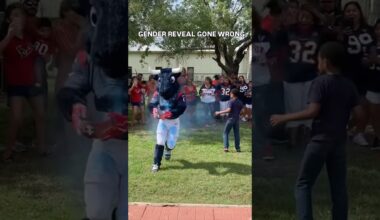 fumbled that one #houston #texans #nfl #mascot #fail #genderreveal