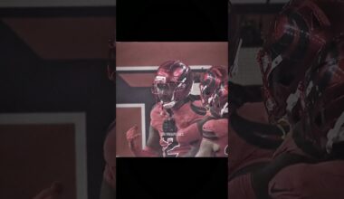 Don’t let the Texans in👀 #shorts