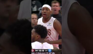 🤯 DON NO LOOK TO Q FOR THE TRIPLE! #donovanmitchell #cavs #clevelandcavaliers