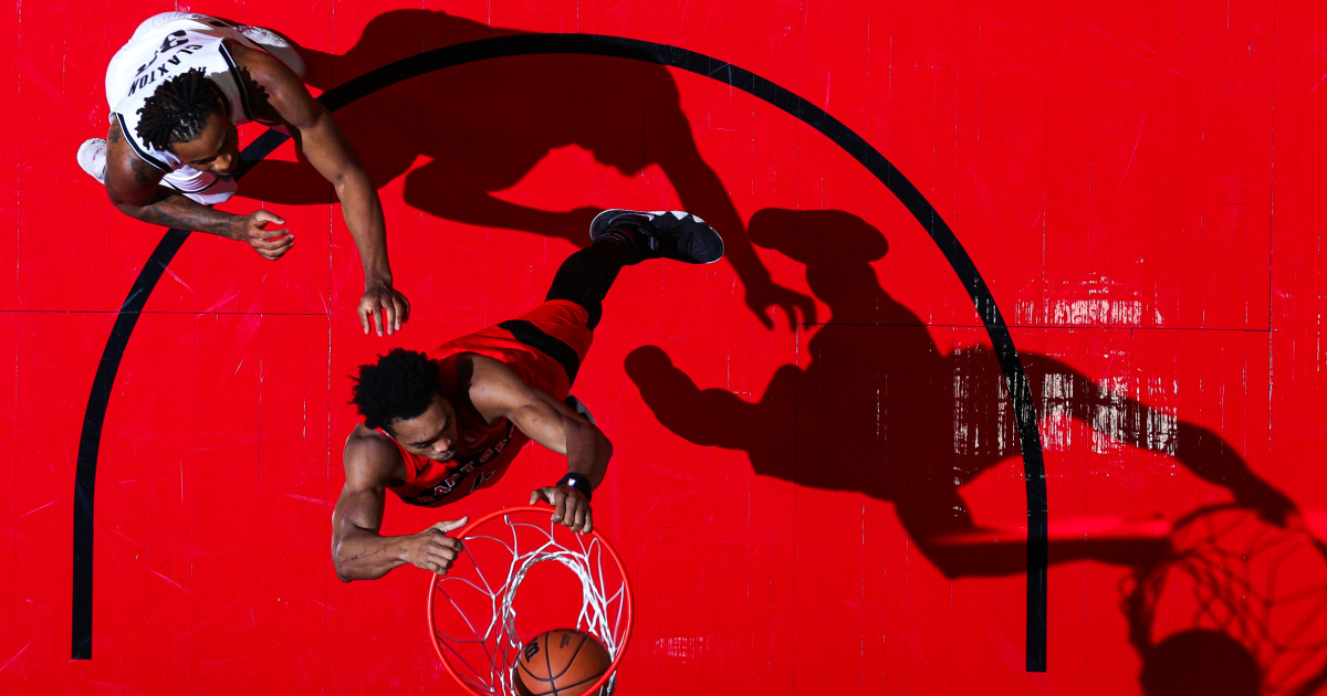 Identity thieves look to young athletes for a payday