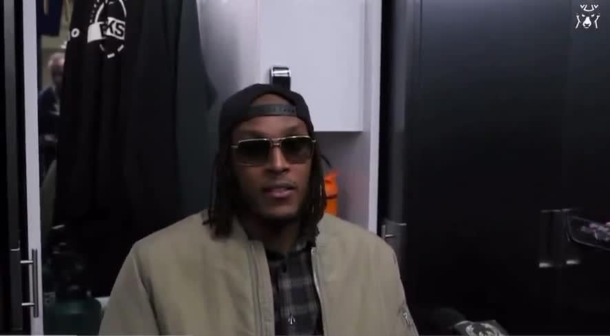 Myles Turner after the Bucks 126-110 victory over the Bulls in the NBA Cup:   
-Reporter: “What did you think of that green court?”   
-Myles Turner: “Umm, I’m not mad it. It looks a lot better than yellow.”