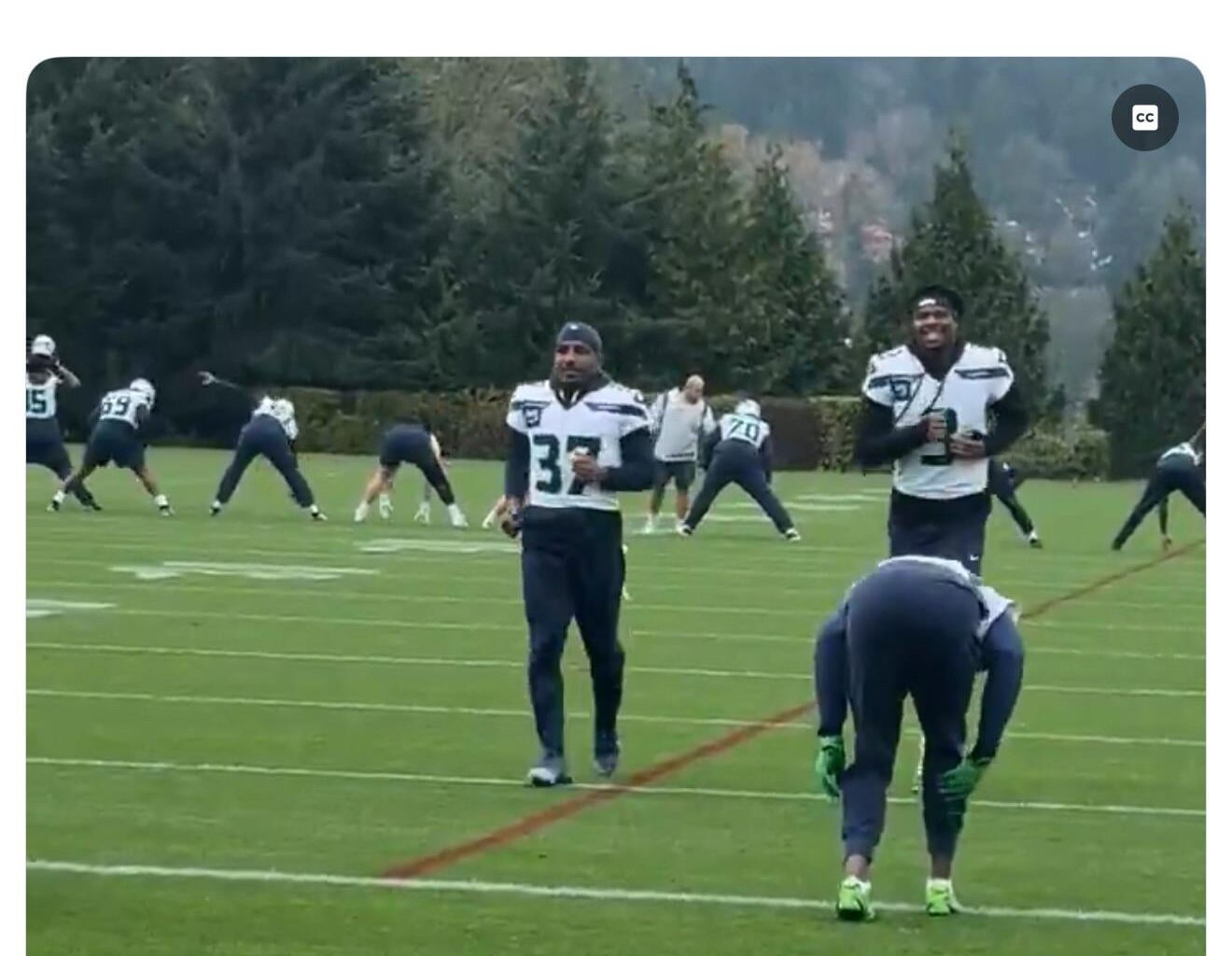 [Dugar] Hey look Quandre Diggs is back