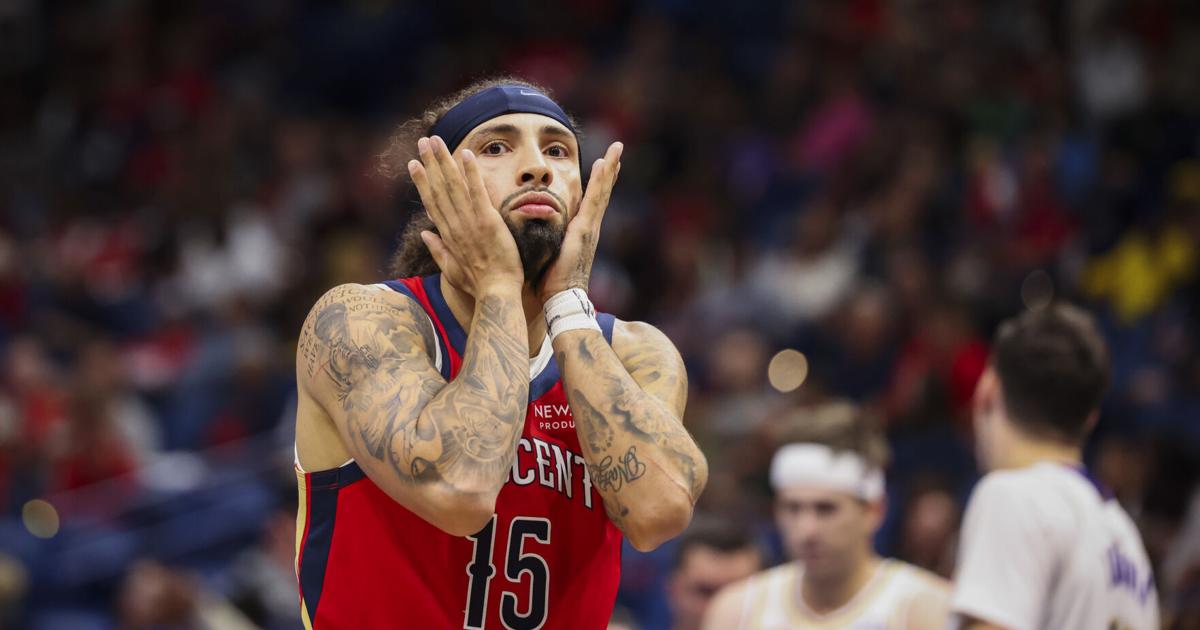 Photos: Pelicans lose to the Lakers in Friday night game | Photos