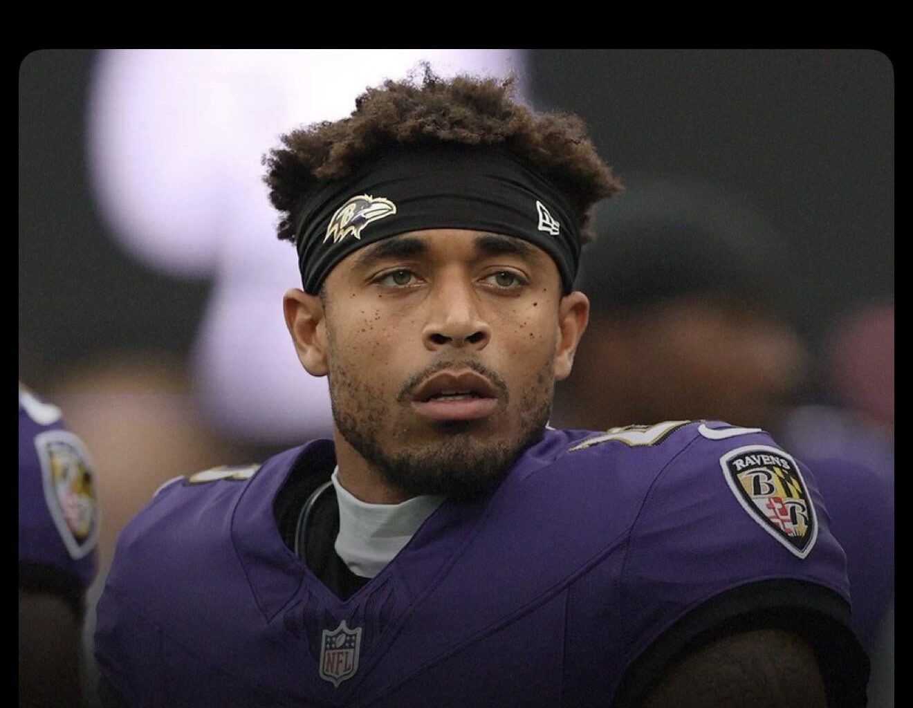 [Schefter] A rare in-season Saturday trade: the Ravens are sending former Pro-Bowl CB Jaire Alexander and a 2027 seventh-round pick to the Eagles in exchange for a 2026 sixth-round pick, per sources.