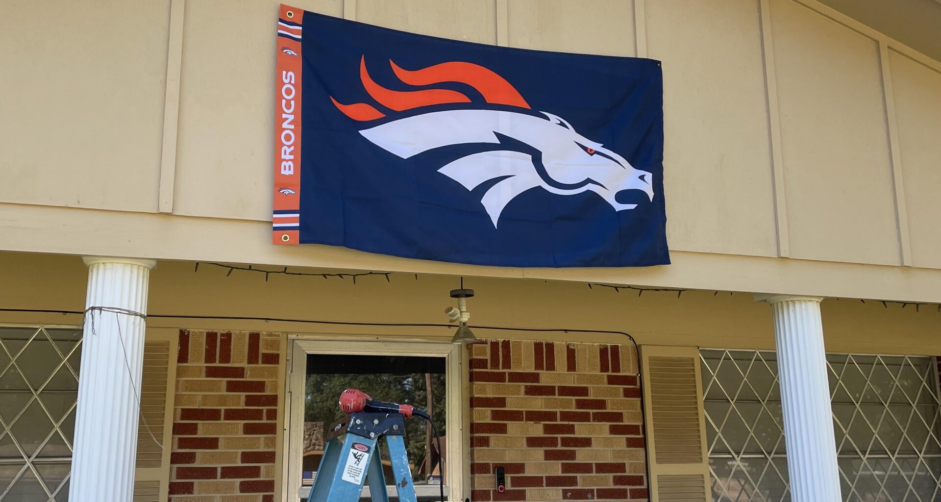 Pissing the neighbors off out in Texas