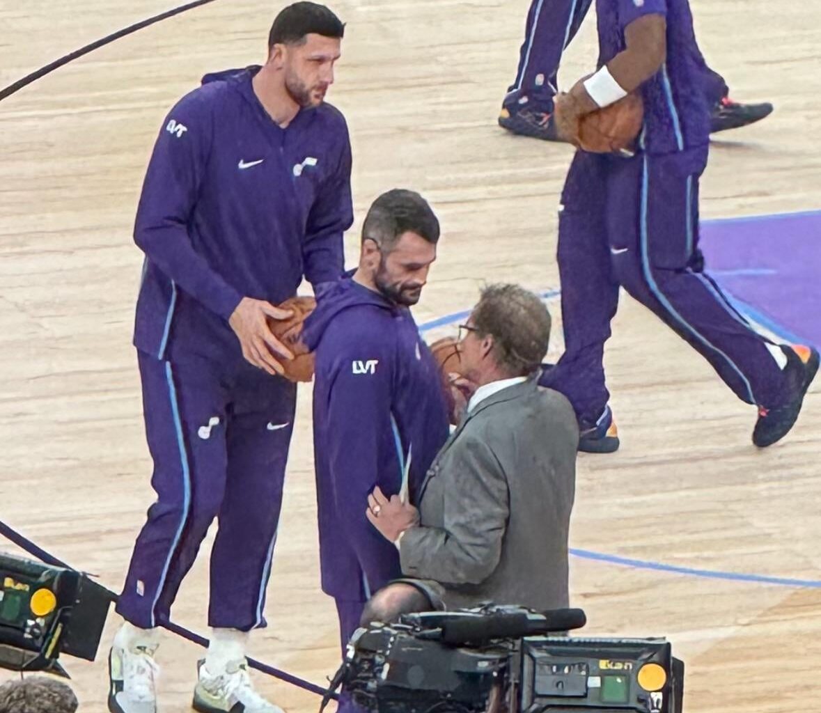 Checkin in on the homie Kevin Love tonight