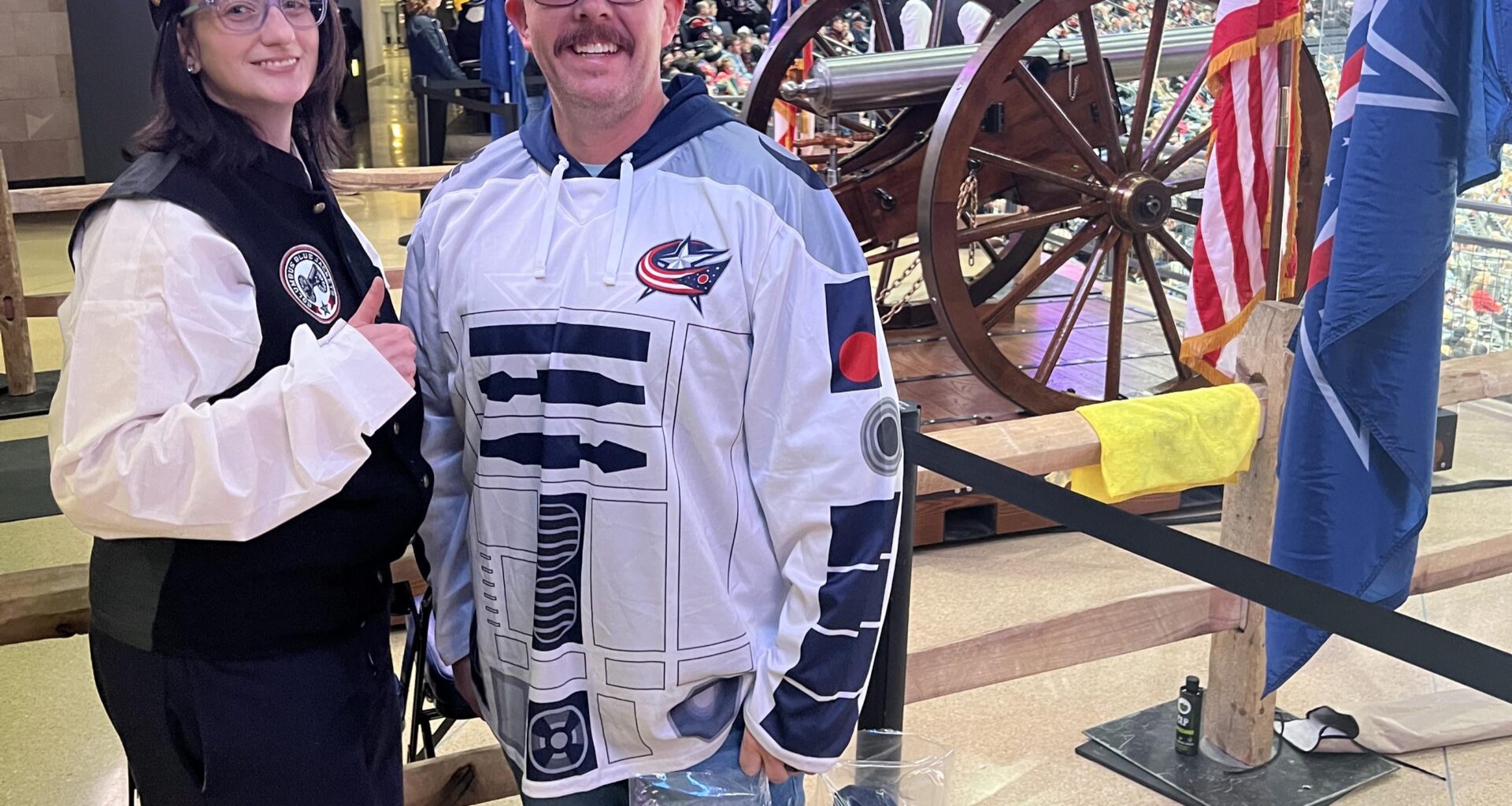 Soliciting membership to the 5th Line 😁