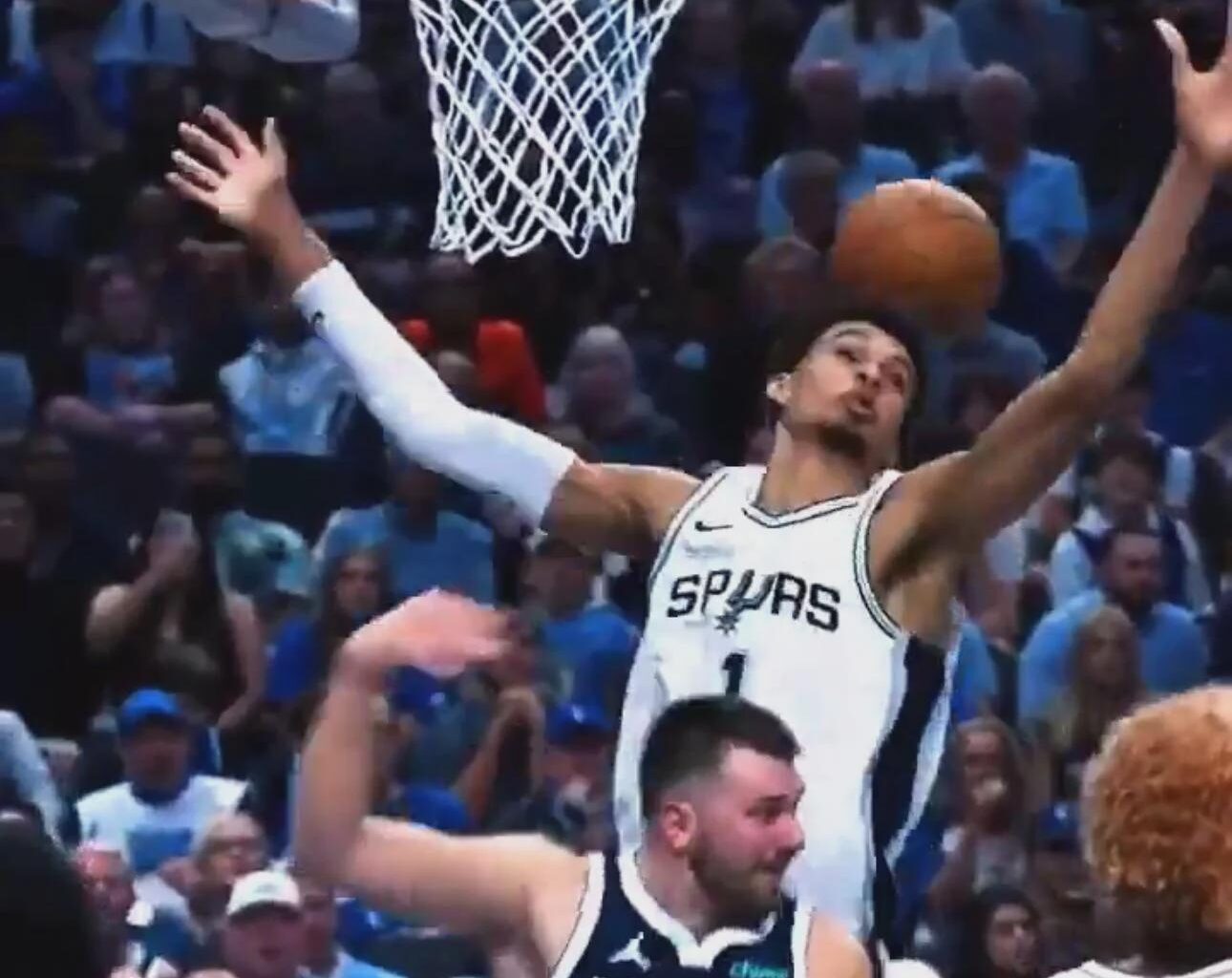 Mavs sure could use an all-time great passer right now