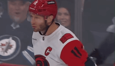 Guy behind Jordon is awestruck.