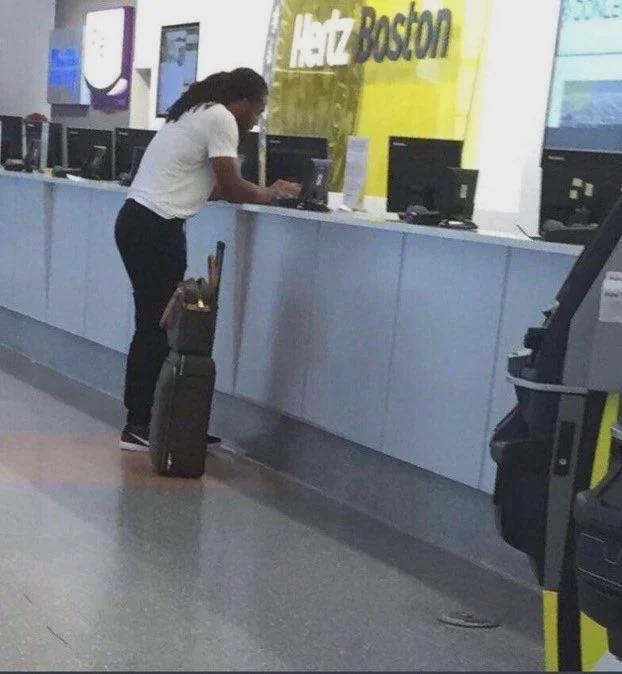 Brandon Aiyuk was spotted at Pittsburgh International Airport!