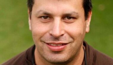 With a 9th loss, #Raiders are assured of not having a winning record for the 21st time in last 23 seasons. The only other team with fewer than 6 winning records in that span is the Browns (3)