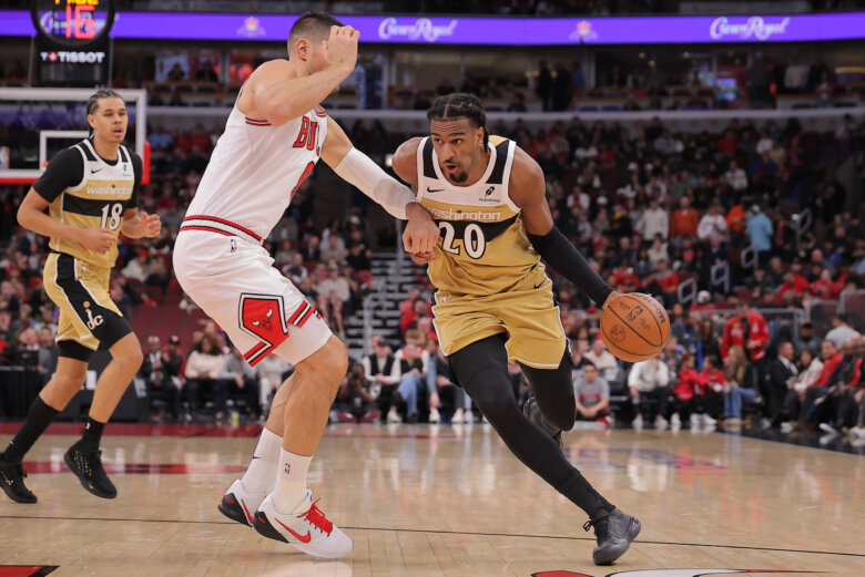 Vucevic scores 28 points as the Bulls hand the Wizards their 14th straight loss