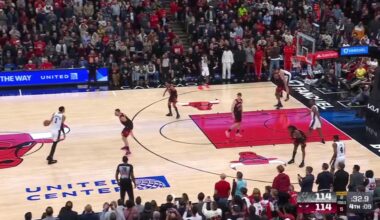 [Highlight] Wemby with the iso 3 on Vucevic to put the Spurs up 3 with 27.1 seconds left!