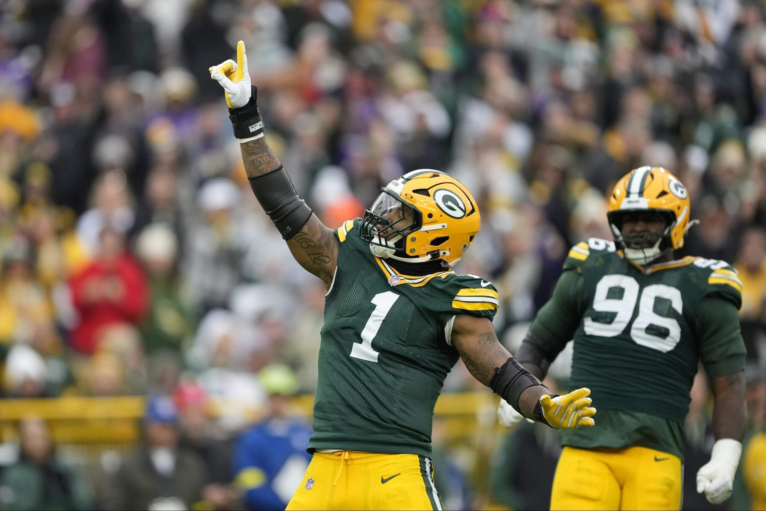 The Packers' Micah Parsons celebrates a sack in a win over the Vikings.