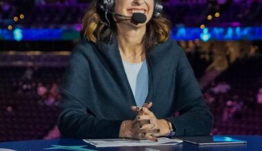 [Alison Lukan/Seattle Kraken PR] Joey Daccord did not travel with the team and is being evaluated for an upper-body injury in Seattle.