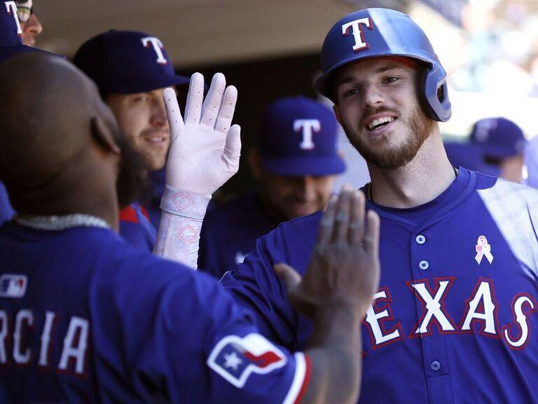 Report: Rangers shopping García, Heim before non-tender deadline