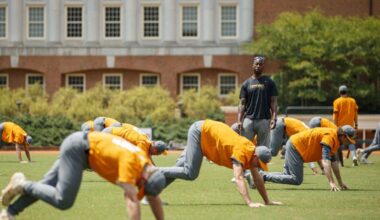 Quentin Eberhardt leaving Tennessee baseball for Giants with Tony Vitello | Sources